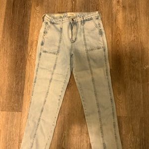 Very nice cute Light colored jeans